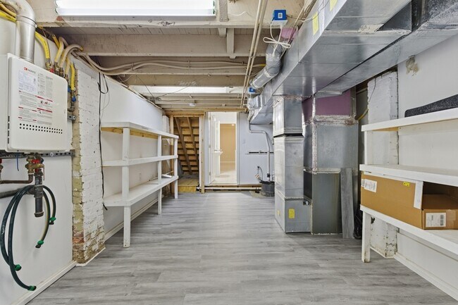 Building Photo - 3021 E Baltimore St