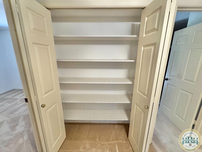 Building Photo - Charming 3-Bedroom, 2.5-Bathroom Condo in Novato