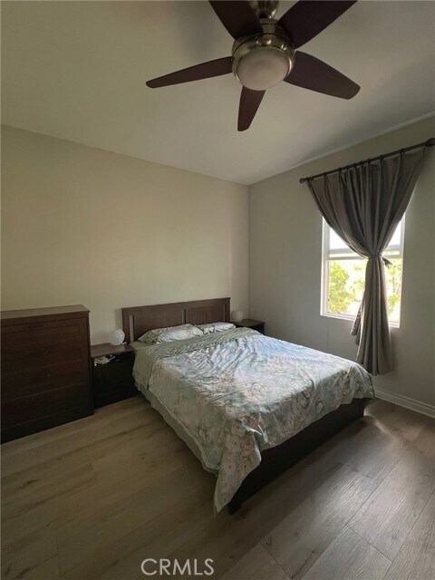 Building Photo - 317 Tall Oak