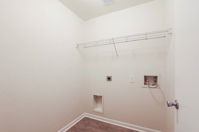 Building Photo - 339 Remington Creek Dr