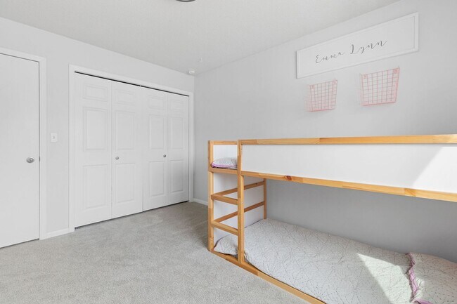 Building Photo - 445 43rd Ave NW