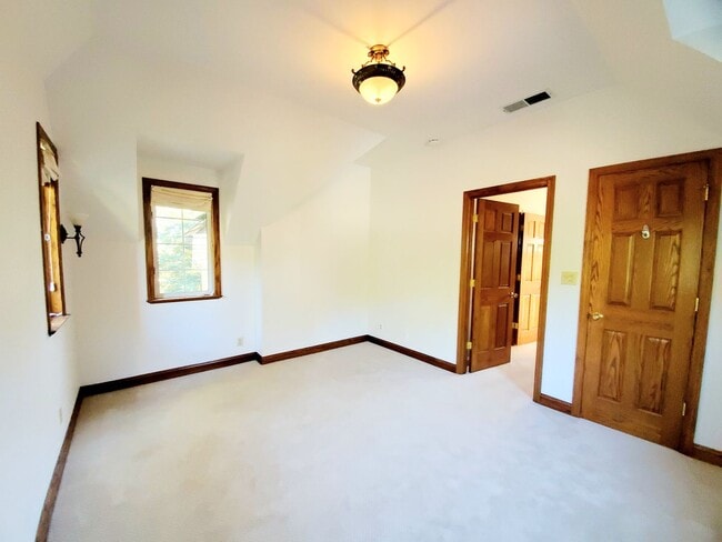 Building Photo - Elegant Woodside Tudor Home