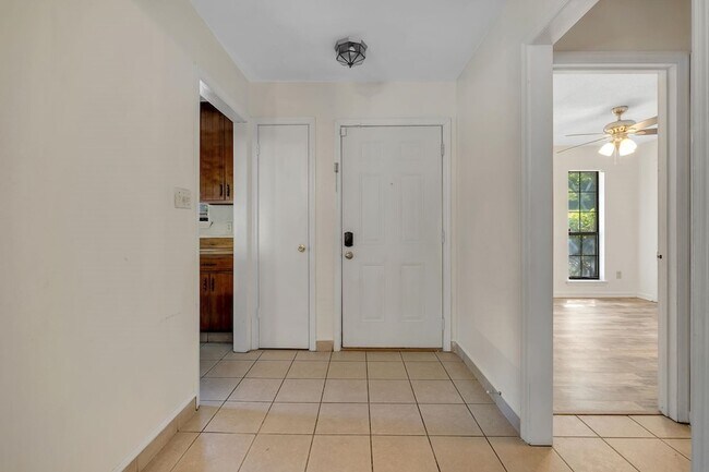 Building Photo - 1826 Meriadoc Rd