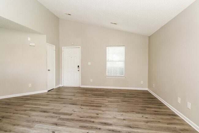 Building Photo - 12144 Stewarts Crossing Dr