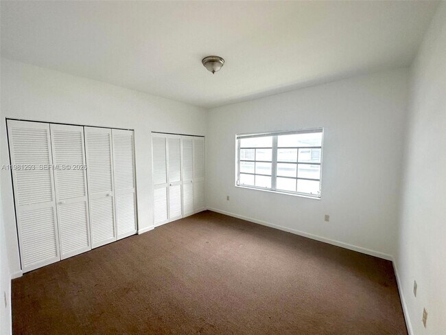 Building Photo - 1525 Pennsylvania Ave