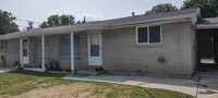 Building Photo - Quaint West Jordan Duplex AVAILABLE NOW!