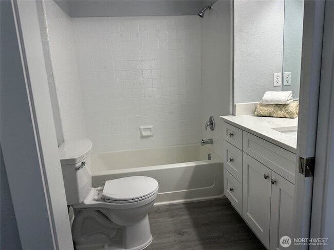 Building Photo - 33020 10th Ave SW