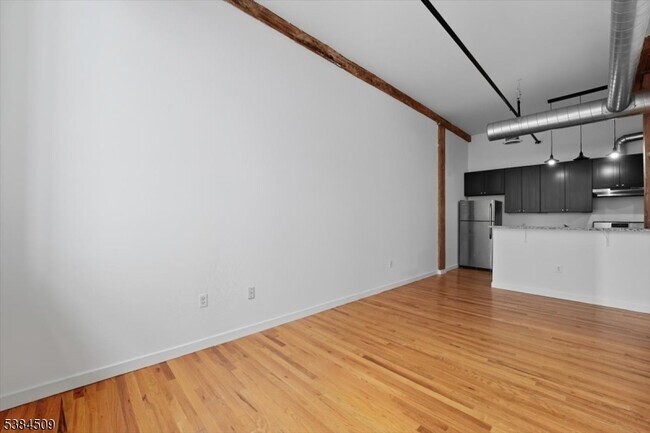 Building Photo - 475 S Jefferson St
