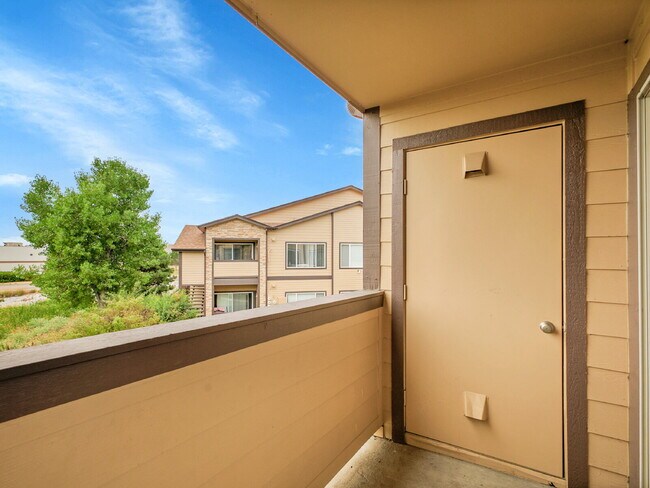 Building Photo - $2,395.00 - 3 Bedrooms, 2Bathrooms, Condo ...