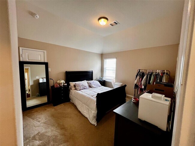 Building Photo - 22507 Birch Ridge Meadow Dr