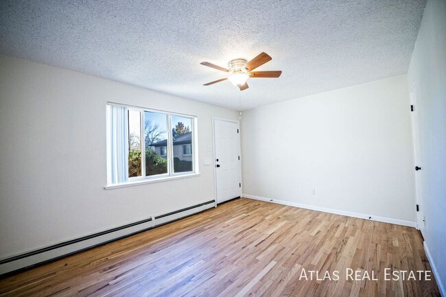 Building Photo - NEWLY RENOVATED - Beautiful 2bed, 1bath in...