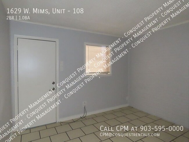 Building Photo - 1629 W Mims St