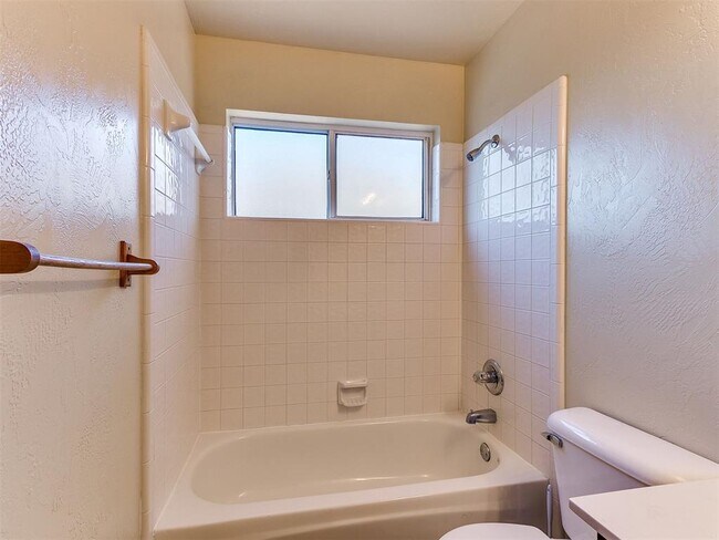 Building Photo - 4100 Kent St