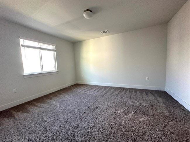 Building Photo - 10309 Forest Grove Dr