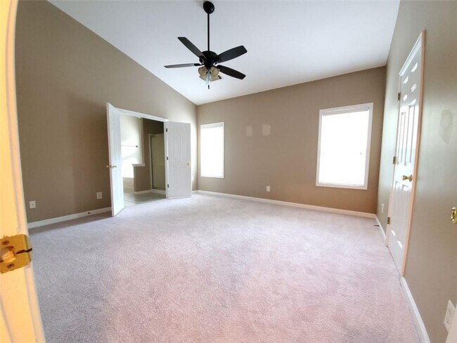 Building Photo - 3878 Hannahberry Pl
