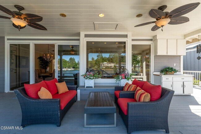 Building Photo - 32146 Oakshore Dr
