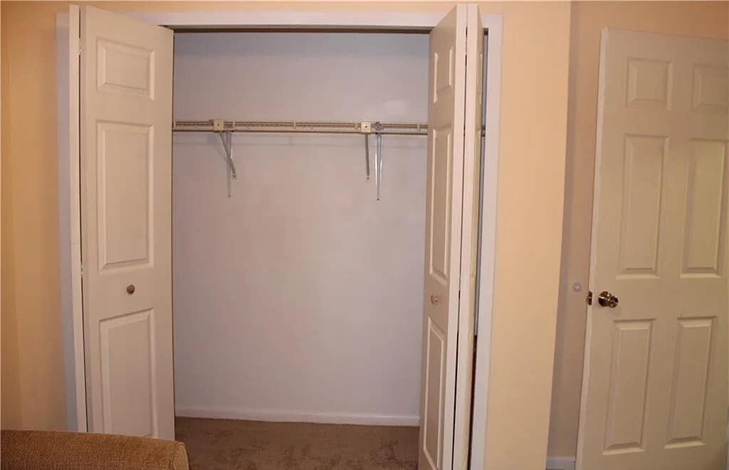 Building Photo - 203 SE 15th Pl