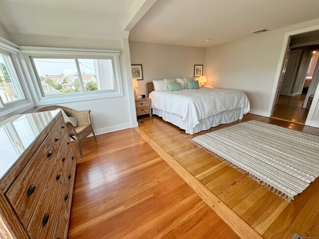 Building Photo - 179 Prospect Ave