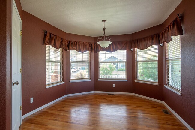 Building Photo - 5 Bedroom Home in Windsor Colorado