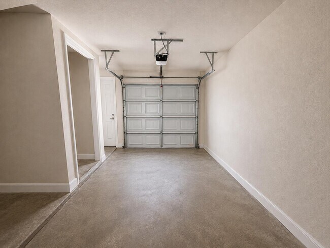 Building Photo - 780 Marina Del Ray Ln