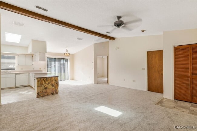 Building Photo - 4065 N Little Hawk Point