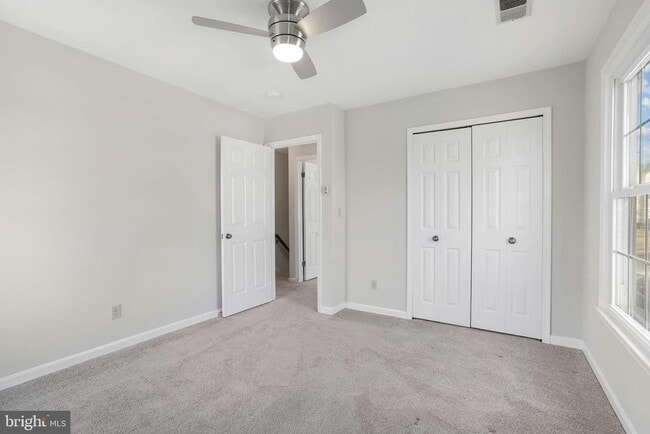 Building Photo - 7329 Fleetwood Ct