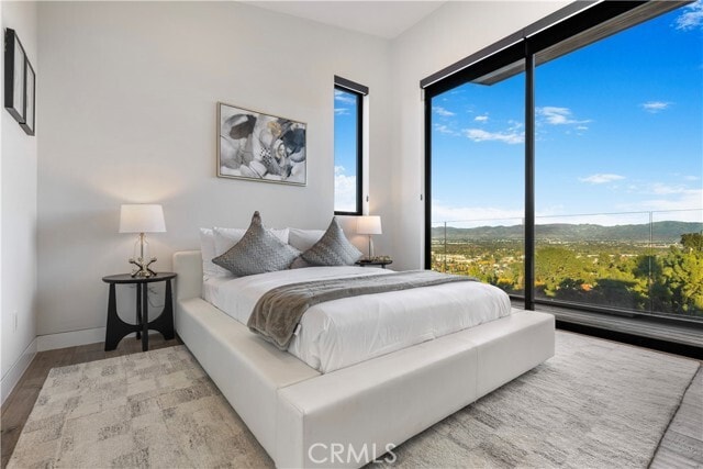 Building Photo - 18296 Karen Dr