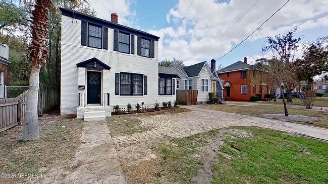 Building Photo - 1651 Flagler Ave