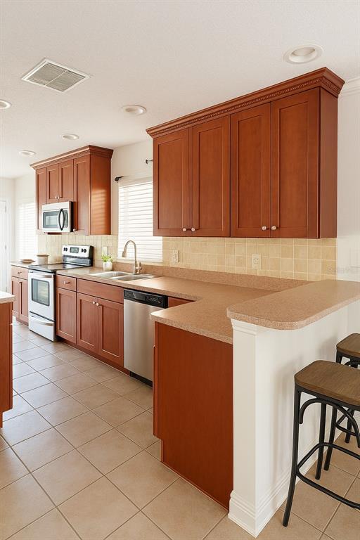 Building Photo - 2117 W Spruce St