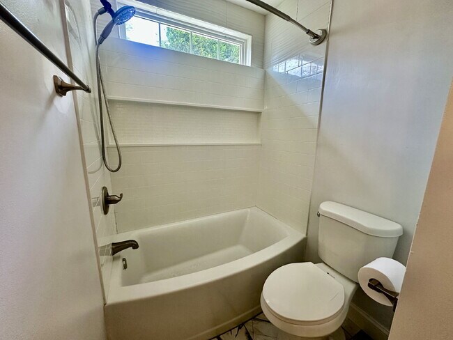 Building Photo - Three Bedroom Updated Single Level Home in...