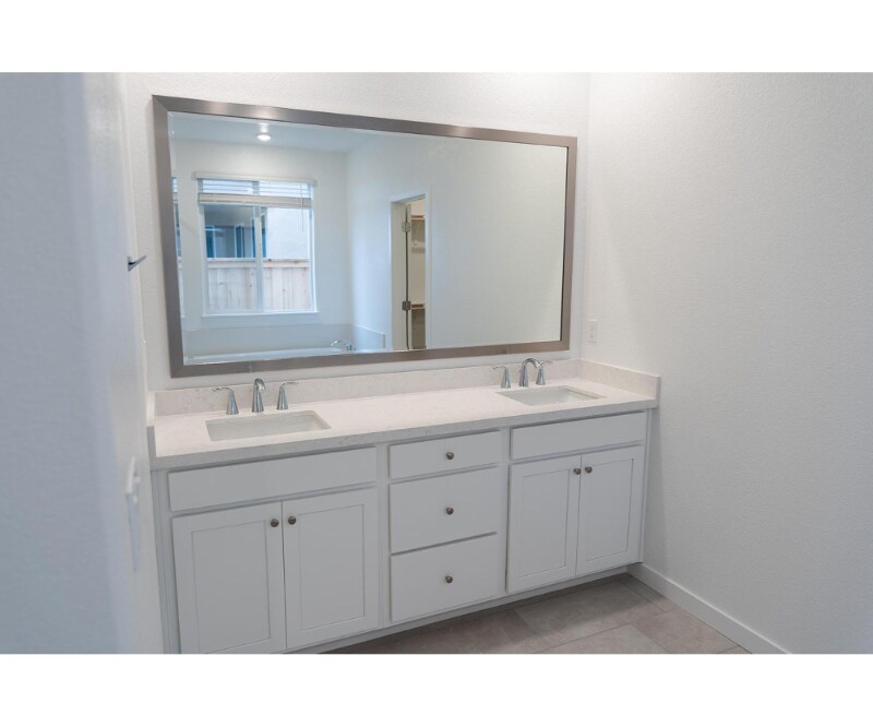 Building Photo - 5348 Liberty Ship Wy