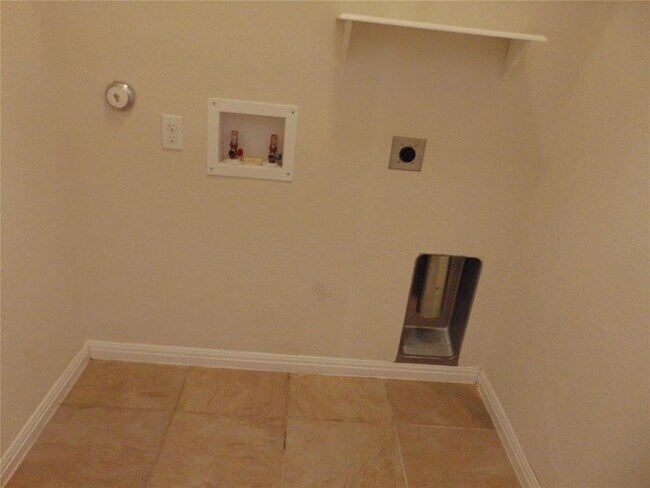 Building Photo - 104 Liberty Pl Cove