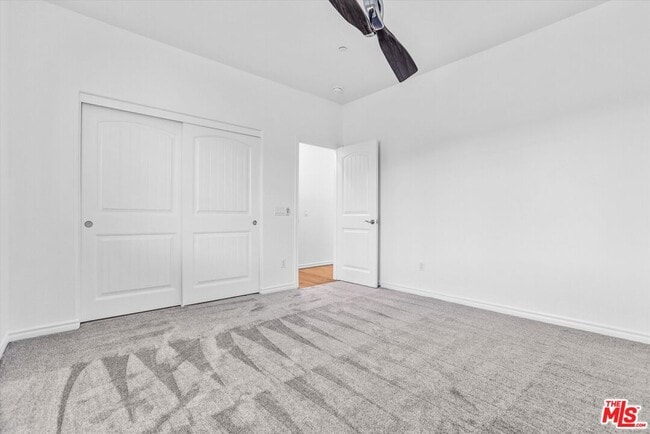 Building Photo - 577 Comet Ave