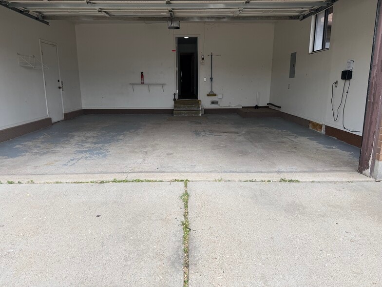 Building Photo - 2863 W 4375 S