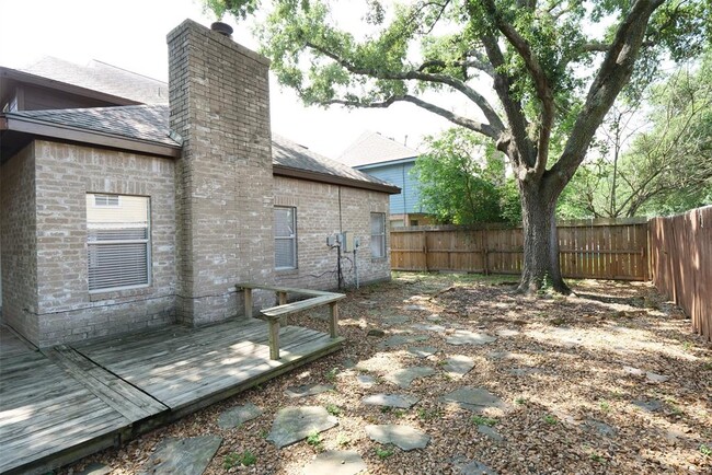 Building Photo - 5302 Prairie Creek Dr
