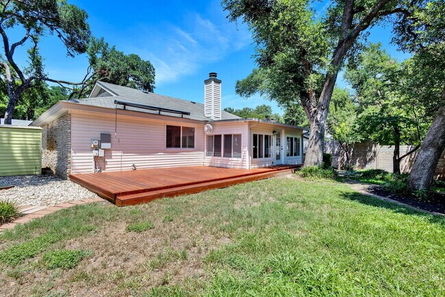 Building Photo - 2815 Inridge Dr