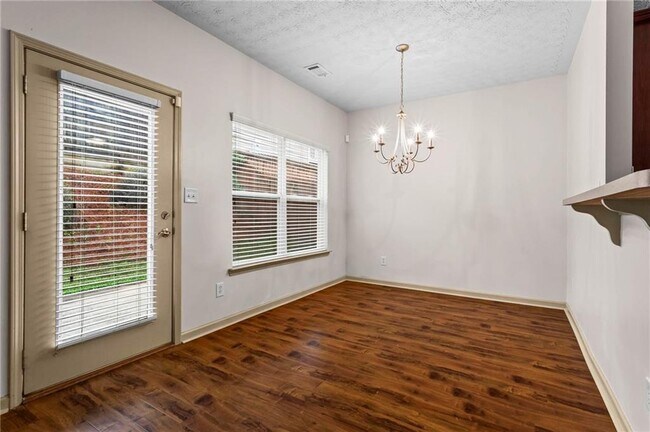 Building Photo - 867 Crested Hawk Trail