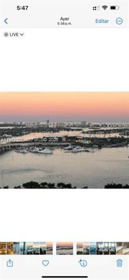 Building Photo - 900 Biscayne Blvd