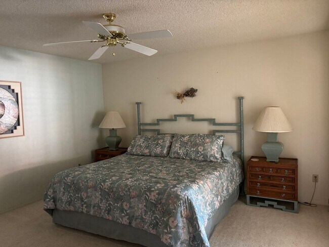 Building Photo - 1364 Leisure World