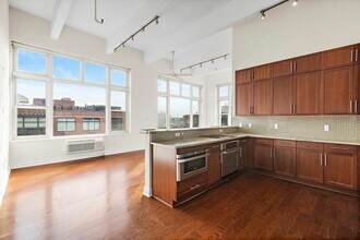 Building Photo - 1500 Hudson St
