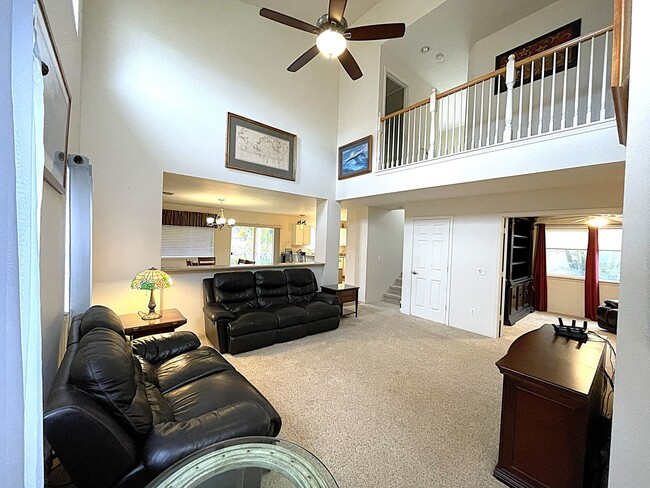 Building Photo - Maui Lani - Furnished 4-bedroom, 3-bathroom home with a 2 car garage