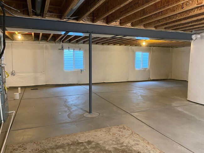 Building Photo - 2 BED/2 BATH RANCH STYLE HOME IN SUMMER HAWK IN FOX MEADOW AVAILABLE 7/10!