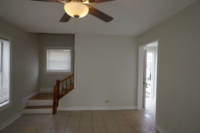 Building Photo - 424/426 Natalen