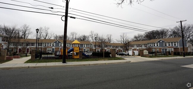 Building Photo - Elvans Court