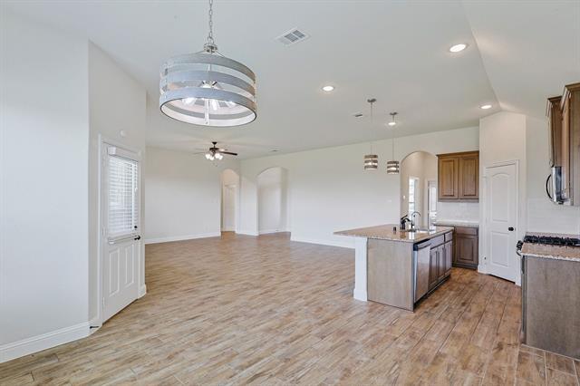 Building Photo - 3008 Bobcat Dr