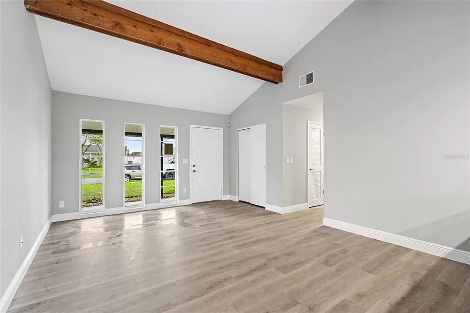 Building Photo - 163 Mante Dr