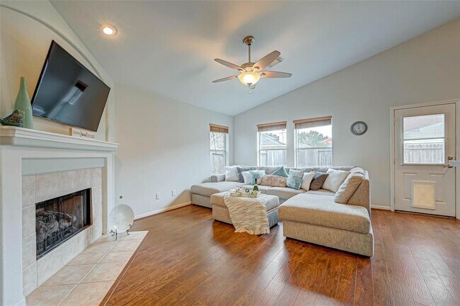 Building Photo - 25234 Spring Iris Ln