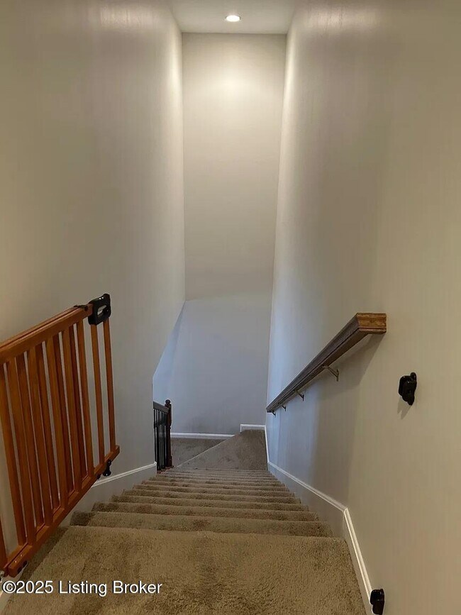 Building Photo - 3022 Taylor Cv Dr