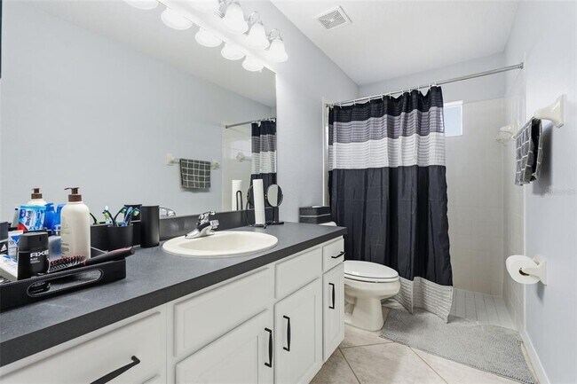 Building Photo - 12329 Creek Edge Dr