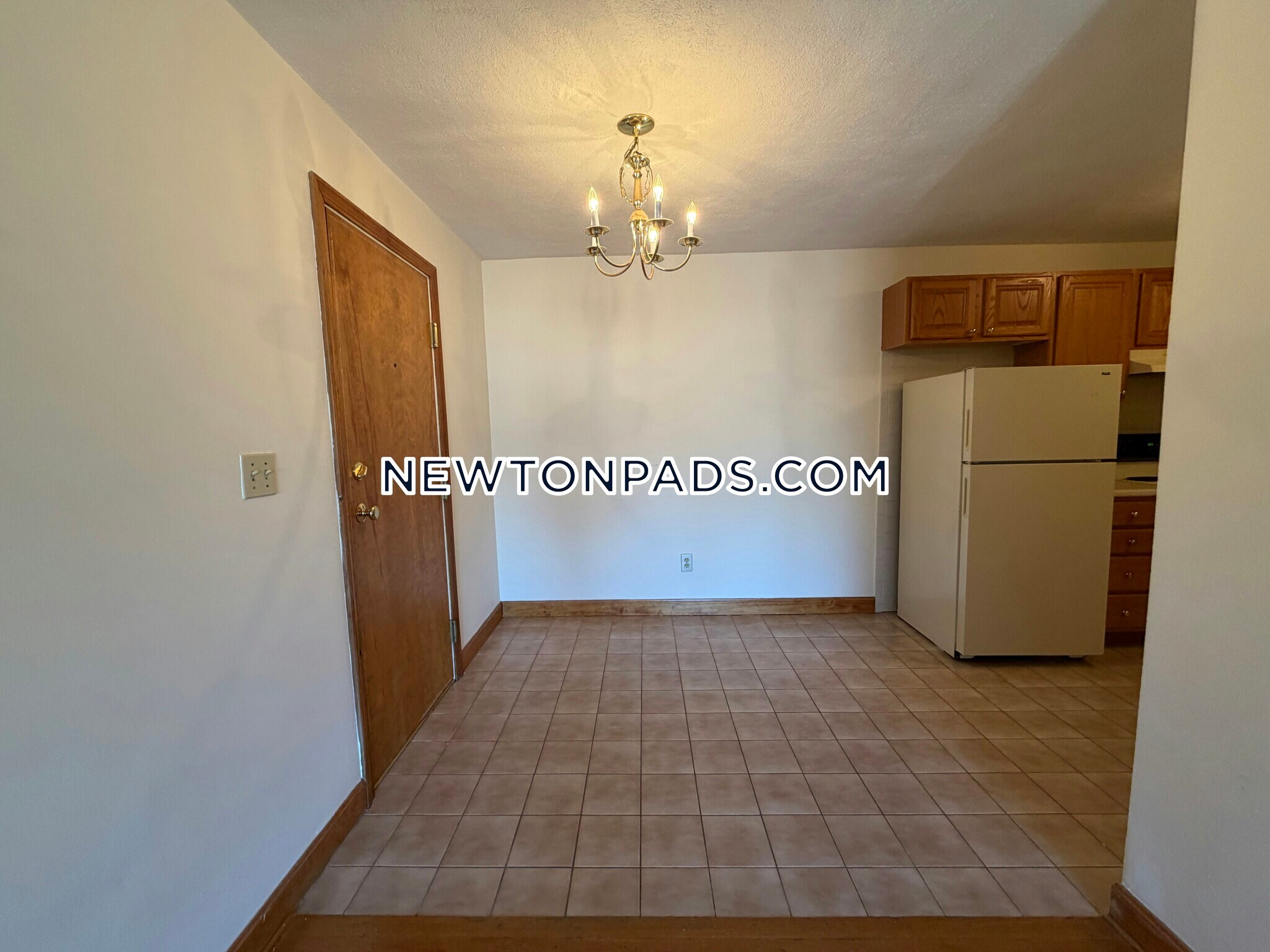 Building Photo - 282 Grove St